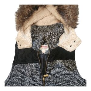 Mossimo Supply Co.Faux Fur Hooded Vest With Sherpa Hood/ Collar Y2K Size L